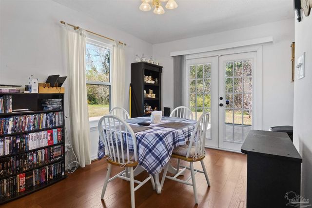 2492 Redoubt Ave, Pensacola, FL 32507