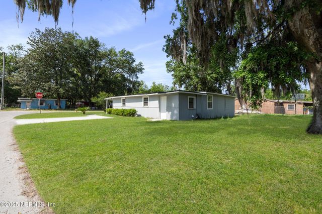 1735 BROOKER Road, Jacksonville, FL 32207
