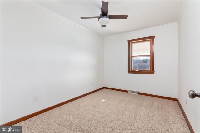 5691 ALUM SPRINGS RD, Edinburg, VA 22824