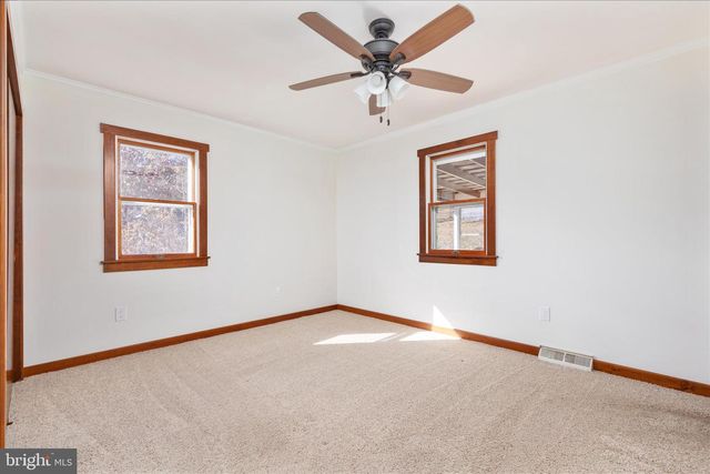 5691 ALUM SPRINGS RD, Edinburg, VA 22824