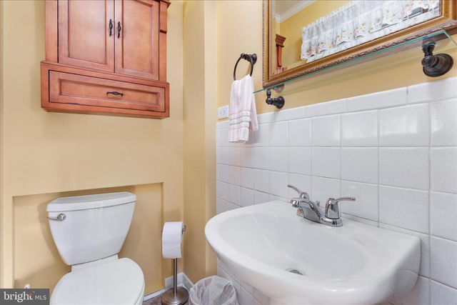 5691 ALUM SPRINGS RD, Edinburg, VA 22824