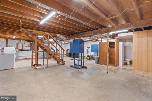 5691 ALUM SPRINGS RD, Edinburg, VA 22824