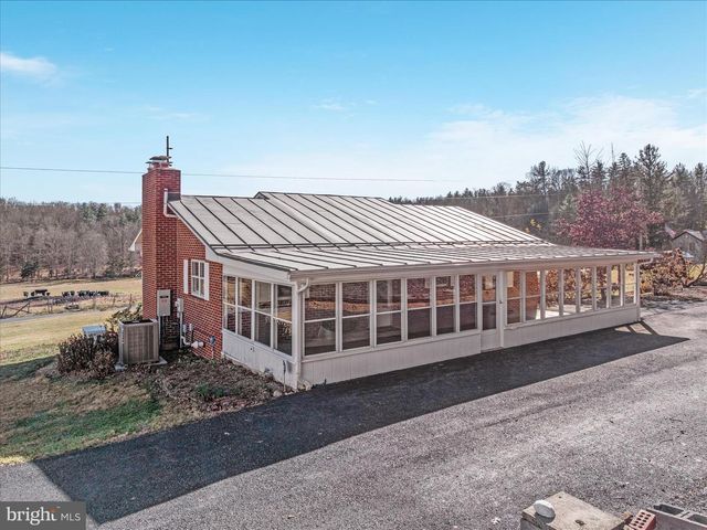 5691 ALUM SPRINGS RD, Edinburg, VA 22824