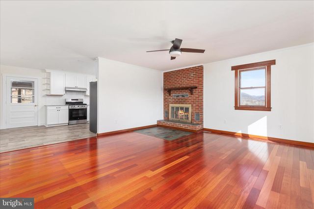 5691 ALUM SPRINGS RD, Edinburg, VA 22824