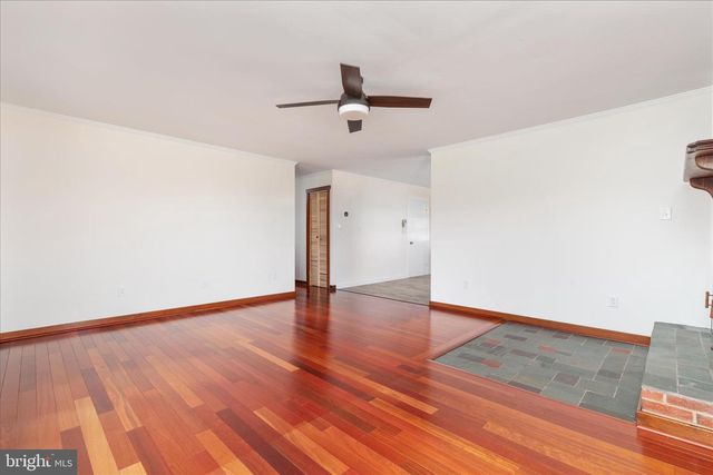 5691 ALUM SPRINGS RD, Edinburg, VA 22824