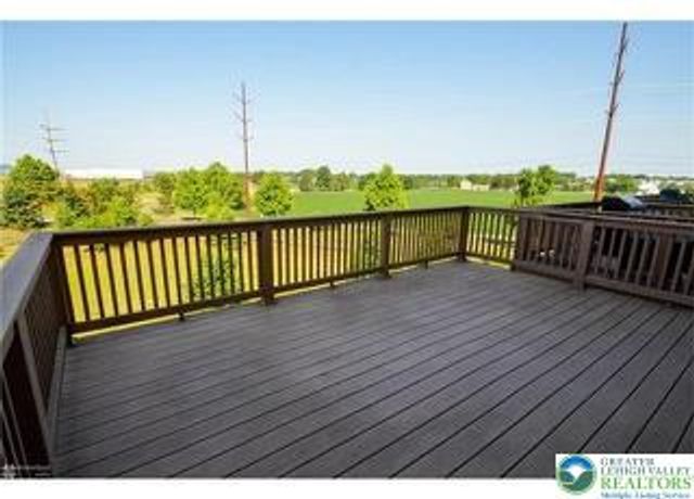 7550 Pioneer Drive, Lower Macungie Twp, PA 18062