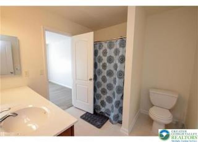 7550 Pioneer Drive, Lower Macungie Twp, PA 18062