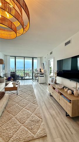 601 NE 36th St 3309, Miami, FL 33137