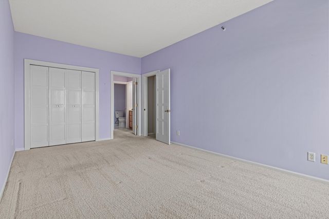 1235 Yale Place 808, Minneapolis, MN 55403