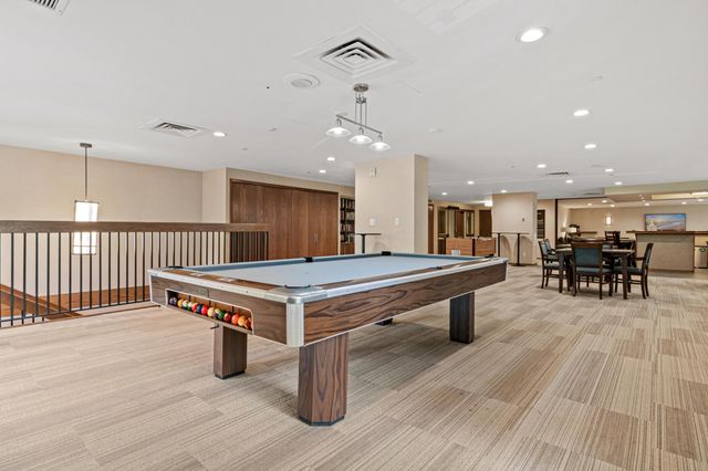 1235 Yale Place 808, Minneapolis, MN 55403