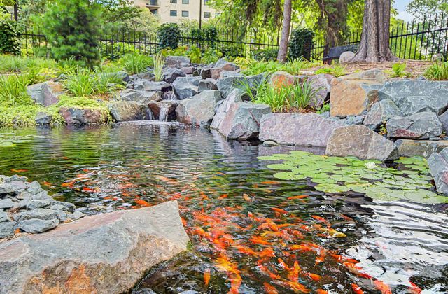 1235 Yale Place 808, Minneapolis, MN 55403