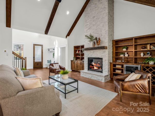 85 Adger Drive, Hendersonville, NC 28739