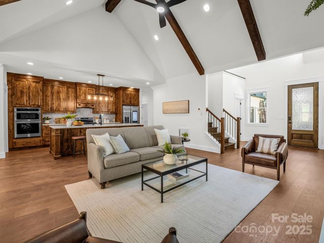 85 Adger Drive, Hendersonville, NC 28739