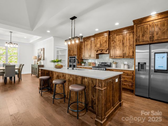 85 Adger Drive, Hendersonville, NC 28739