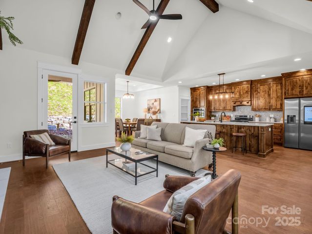 85 Adger Drive, Hendersonville, NC 28739