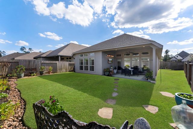 545 Cedar Harbor Court, Conroe, TX 77304