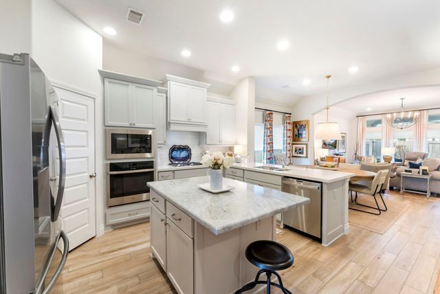 545 Cedar Harbor Court, Conroe, TX 77304