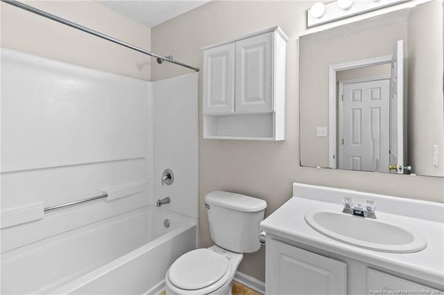 7214 Tollhouse Drive, Fayetteville, NC 28314