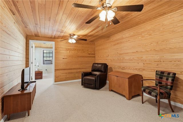 115 Sunset Circle, Burnet, TX 78611
