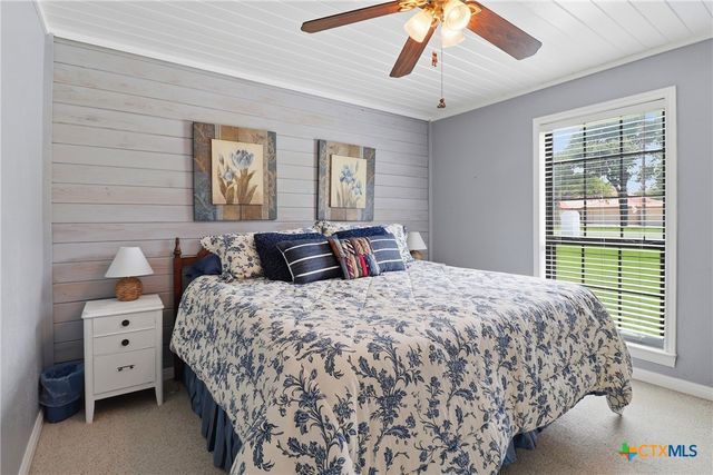115 Sunset Circle, Burnet, TX 78611