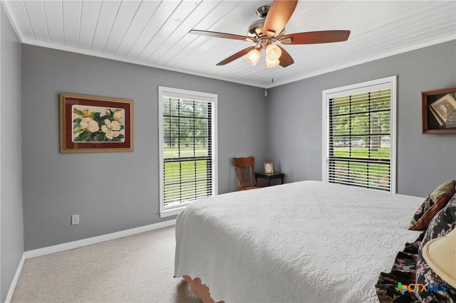 115 Sunset Circle, Burnet, TX 78611
