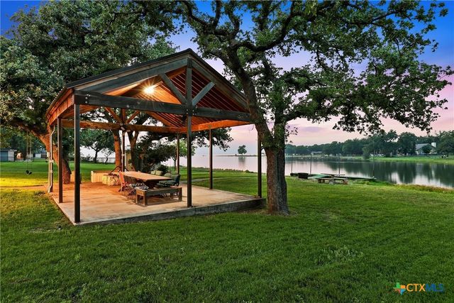 115 Sunset Circle, Burnet, TX 78611