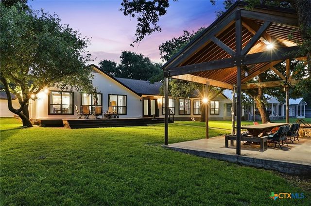 115 Sunset Circle, Burnet, TX 78611