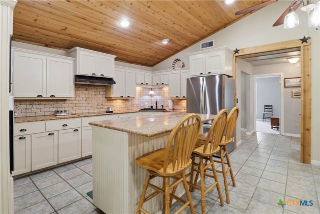 115 Sunset Circle, Burnet, TX 78611