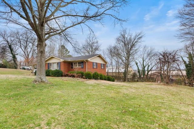 130 Cherokee Circle, Benton, TN 37307
