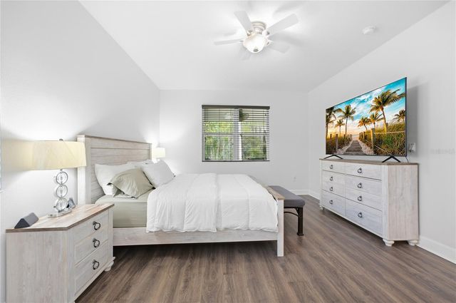 2301 AVELLINO AVENUE, St Cloud, FL 34771