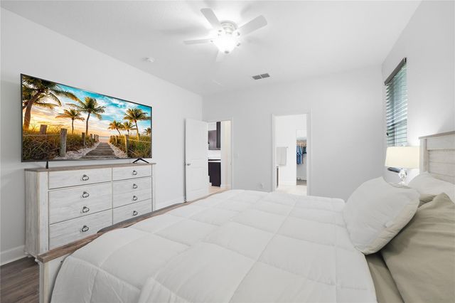 2301 AVELLINO AVENUE, St Cloud, FL 34771