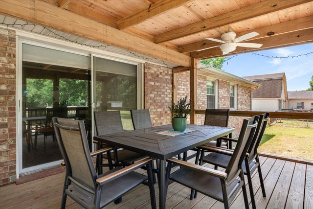 625 Hidden Acres Dr, Madison, TN 37115