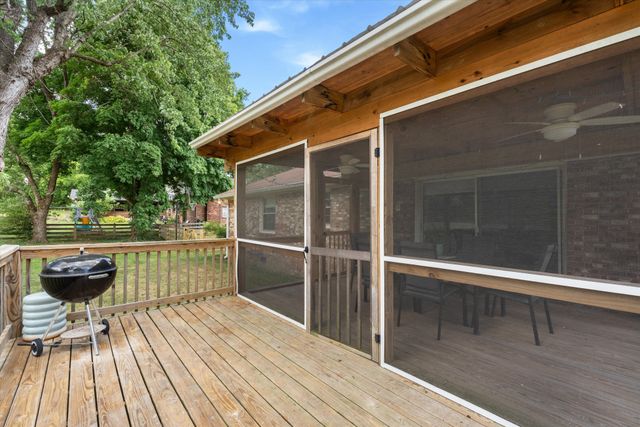 625 Hidden Acres Dr, Madison, TN 37115