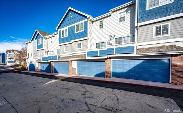 1372 S Cathay Court 104, Aurora, CO 80017