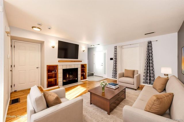 1372 S Cathay Court 104, Aurora, CO 80017