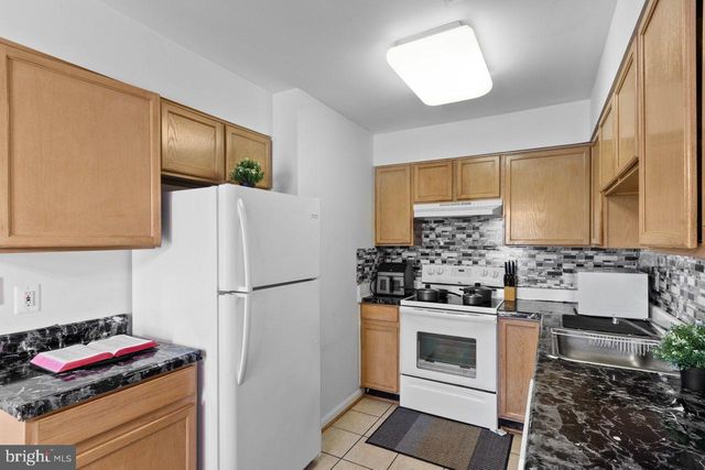 1013 ROBIN HILL TER, Frederick, MD 21702