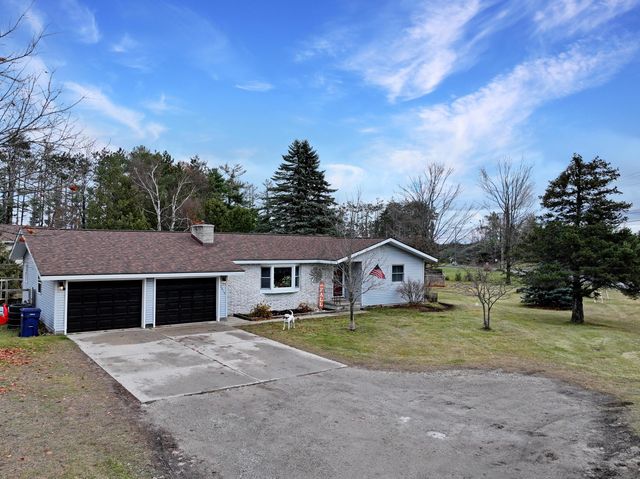 1975 Krys Road, Gaylord, MI 49735