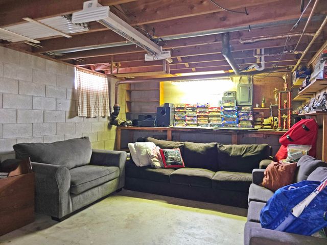 1975 Krys Road, Gaylord, MI 49735