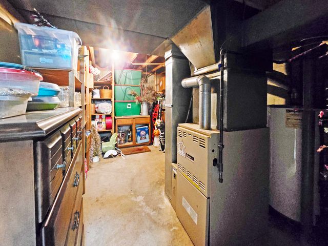 1975 Krys Road, Gaylord, MI 49735