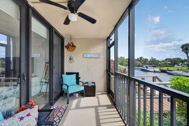 8 Royal Palm Way 104, Boca Raton, FL 33432