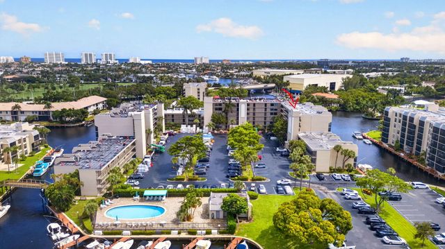 8 Royal Palm Way 104, Boca Raton, FL 33432