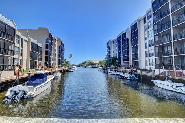 8 Royal Palm Way 104, Boca Raton, FL 33432