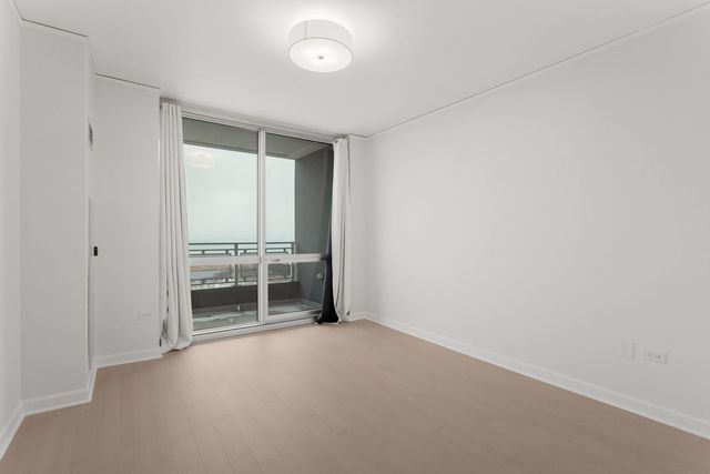 1901 S Calumet Avenue 2205, Chicago, IL 60616