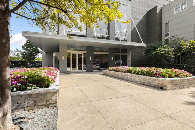 1901 S Calumet Avenue 2205, Chicago, IL 60616