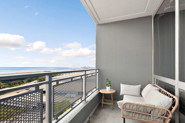 1901 S Calumet Avenue 2205, Chicago, IL 60616