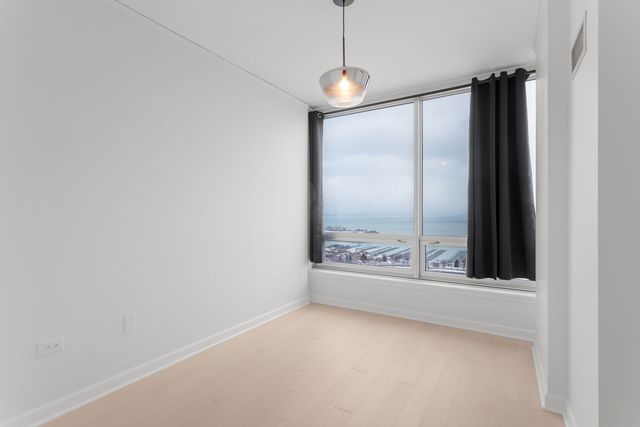 1901 S Calumet Avenue 2205, Chicago, IL 60616