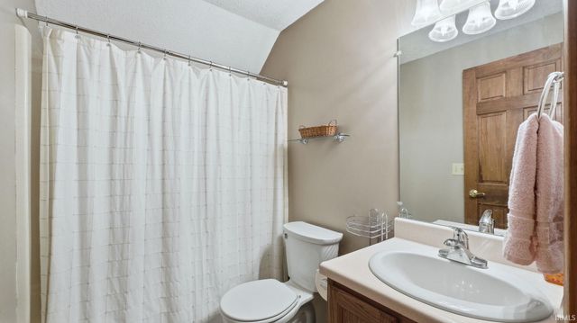 11034 Old Oak Trail, Fort Wayne, IN 46845