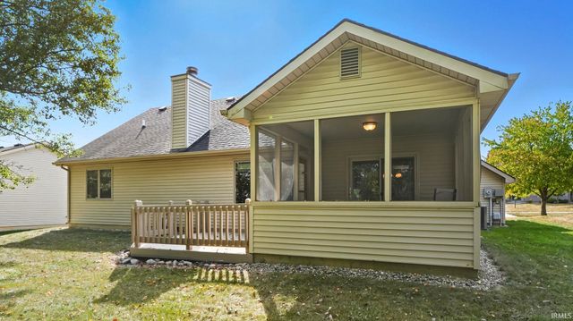 11034 Old Oak Trail, Fort Wayne, IN 46845