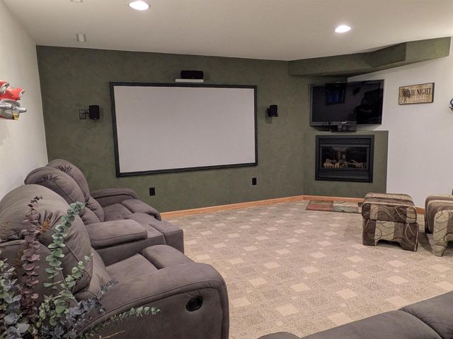 501 CROWFOOT AVENUE, Fond Du Lac, WI 54935