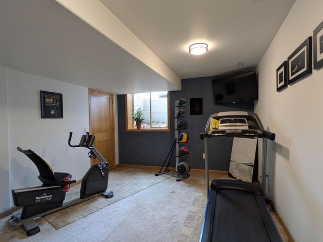 501 CROWFOOT AVENUE, Fond Du Lac, WI 54935